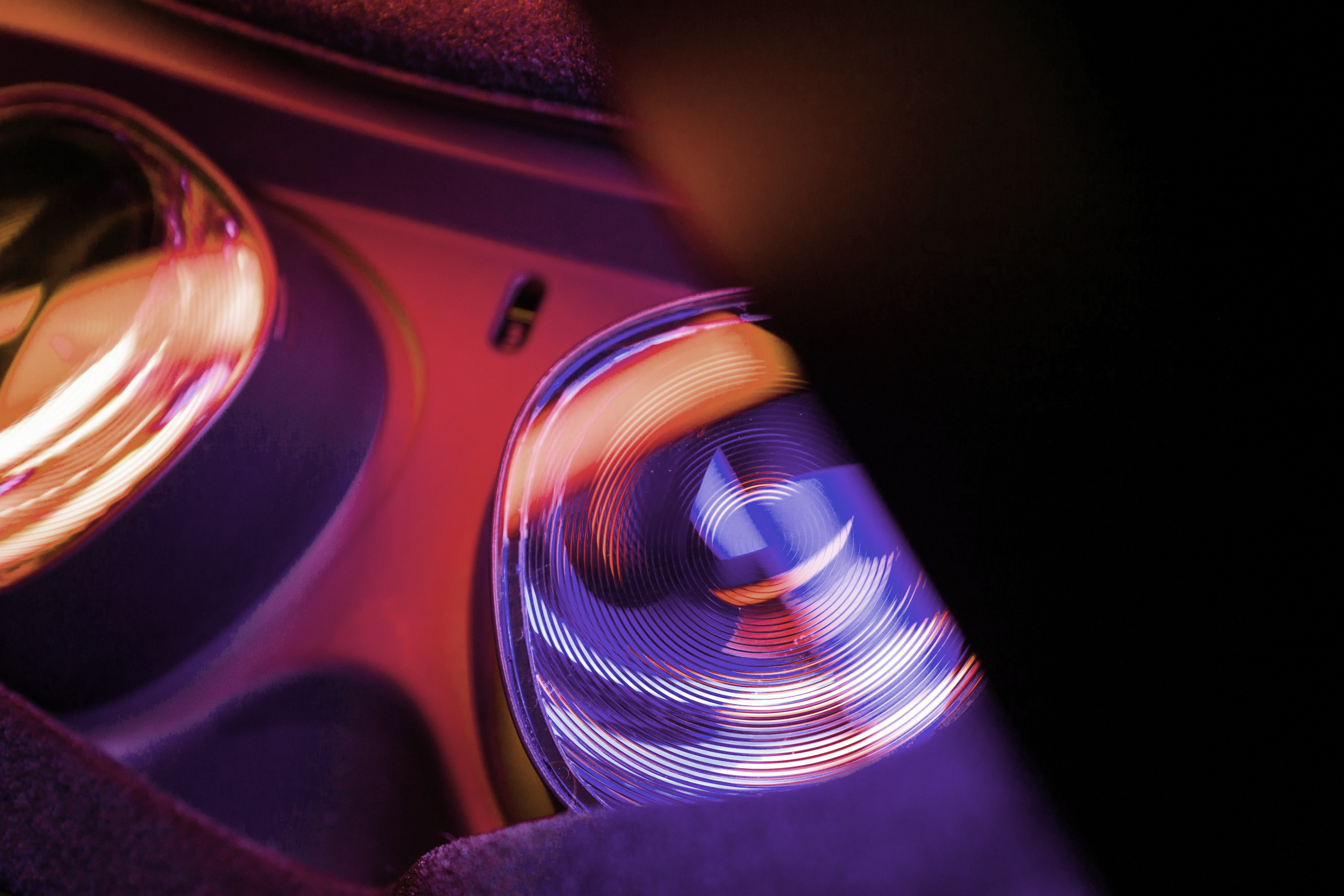 james-yarema-SN8__WW3vzk-unsplash