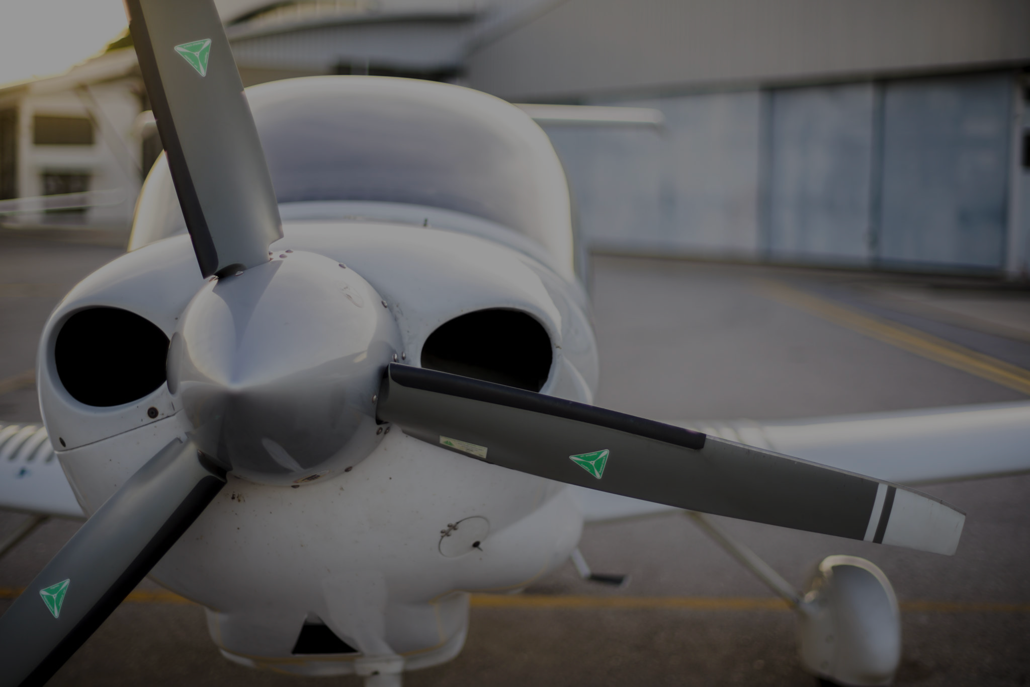 small_aircraft_med-2048x1365